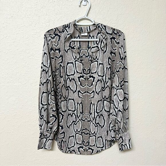 CAbi Tops - Cabi Beige Black SnakeSkin Print Long Sleeve V Neck Blouse Size M